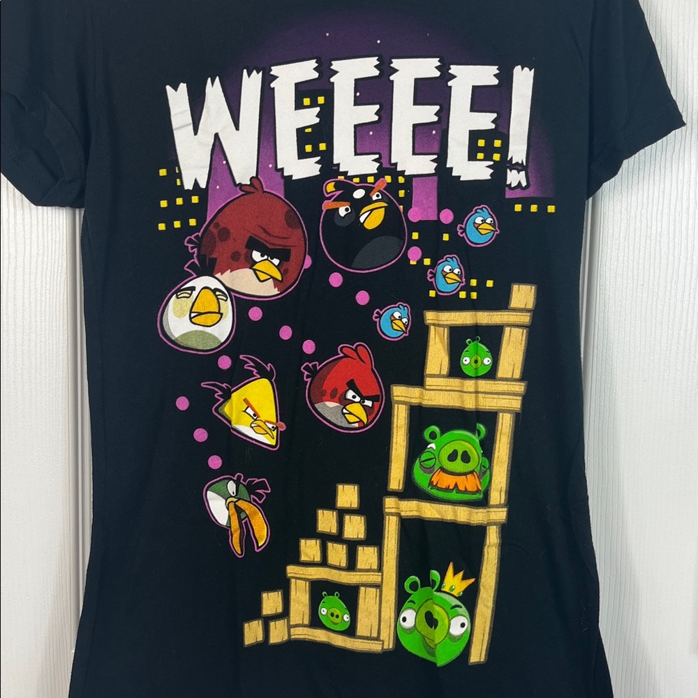 Angry Birds black short sleeved tee shirt size sm-med. - Picture 3 of 7
